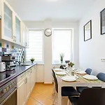 Balcony - Sunny - Cosy Apartmán Budapešť