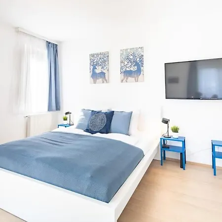 Balcony - Sunny - Cosy Apartment Budapest